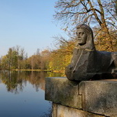 Sfinks przed Świątynią Diany w Arkadii (2014)